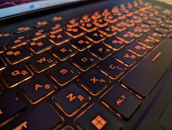 Ігровий ноутбук Б-класс Asus ROG Zephyrus GU603Z / 16" (1920x1200) IPS / Intel Core i7-12700H (14 (20) ядер по 3.5 - 4.7 GHz) / 16 GB DDR5 / 512 GB SSD / nVidia GeForce RTX 3060, 6 GB GDDR6, 192-bit / WebCam / Windows 11 - Зображення 6