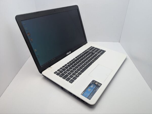 Ноутбук Asus F751M / 17.3" (1600x900) TN / Intel Celeron N2940 (4 ядра по 1.83 - 2.25 GHz) / 8 GB DDR3 / 120 GB SSD / Intel HD Graphics / WebCam / DVD-ROM - Зображення 6