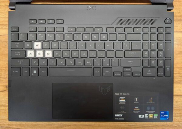 Ігровий ноутбук Asus TUF Dash F15 FX512ZR / 15.6" (1920x1080) IPS / Intel Core i7-12650H (10 (16) ядер по 3.5 - 4.7 GHz) / 16 GB DDR4 / 512 GB SSD / nVidia GeForce RTX 3070, 8 GB GDDR6, 256-bit / WebCam / Windows 11 - Зображення 2