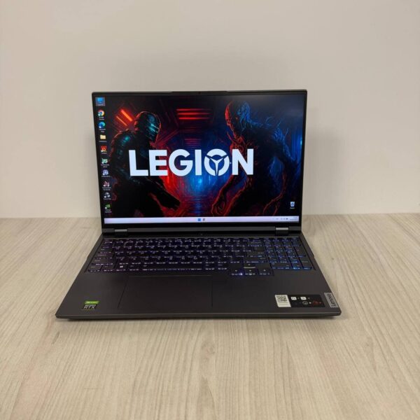 Ігровий ноутбук Б-клас Lenovo Legion 5 Pro 16ARH7H / 16" (2560x1600) IPS / AMD Ryzen 7 6800H (8 (16) ядер по 3.2 - 4.7 GHz) / 16 GB DDR5 / 1000 GB SSD NVMe / nVidia GeForce RTX 3070 Ti, 8 GB GDDR6, 256-bit / WebCam - Зображення 2