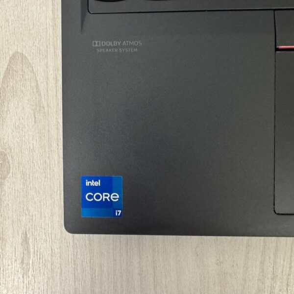 Мобільна робоча станція Lenovo ThinkPad P15 Gen 2 / 15.6" (1920x1080) IPS / Intel Core i7-11800H (8 (16) ядер по 2.3 - 4.6 GHz) / 32 GB DDR4 / 1000 GB SSD NVMe / nVidia RTX A4000, 8 GB GDDR6, 256-bit / WebCam - Зображення 8