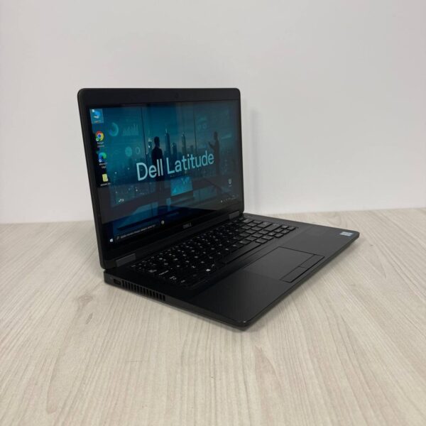 Ультрабук Б-клас Dell Latitude E5470 / 14" (1920x1080) IPS Touch / Intel Core i5-6200U (2 (4) ядра по 2.3 - 2.8 GHz) / 8 GB DDR4 / 128 GB SSD M.2 / Intel HD Graphics 520 / WebCam - Зображення 4