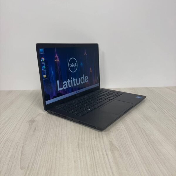 Ультрабук Б-клас Dell Latitude 7420 / 14" (1920x1080) IPS / Intel Core i5-1145G7 (4 (8) ядра по 2.6 - 4.4 GHz) / 16 GB DDR4 / 256 GB SSD NVMe / Intel Iris Xe Graphics / WebCam - Зображення 4