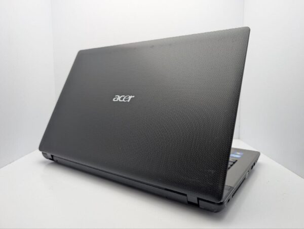 Ноутбук Acer Aspire 7750G / 17.3" (1600x900) TN / Intel Core i5-2450M (2 (4) ядра по 2.5 - 3.1 GHz) / 8 GB DDR3 / 120 GB SSD + 500 GB HDD / AMD Radeon HD 7670M, 1 GB GDDR3, 128-bit / WebCam / DVD-ROM - Зображення 8