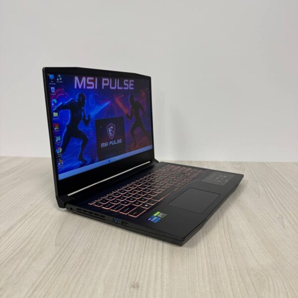 Ігровий ноутбук Б-клас MSI Pulse GL66 11UGKV / 15.6" (1920x1080) IPS / Intel Core i7-11800H (8 (16) ядер по 1.9 - 4.6 GHz) / 16 GB DDR4 / 512 GB SSD NVMe / nVidia GeForce RTX 3070, 8 GB GDDR6, 256-bit / WebCam - Зображення 4