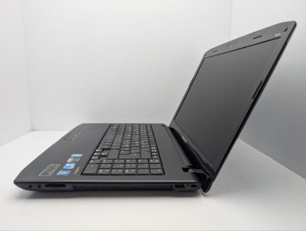 Ноутбук Medion Akoya P6624 / 15.6" (1366x768) TN / Intel Core i3-370M (2 (4) ядра по 2.4 - 2.5 GHz) / 6 GB DDR3 / 750 GB HDD / nVidia GeForce GT 425M, 1 GB GDDR3, 128-bit / WebCam / АКБ не тримає - Зображення 5