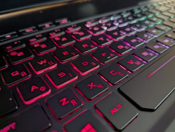 Ігровий ноутбук Asus ROG GU501GM / 15.6" (1920x1080) IPS / Intel Core i7-8750H (6 (12) ядер по 2.2 - 4.1 GHz) / 32 GB DDR4 / 256 GB SSD + 1000 GB HDD / nVidia GeForce GTX 1060, 6 GB GDDR5, 192-bit / WebCam / Windows 10 - Зображення 5