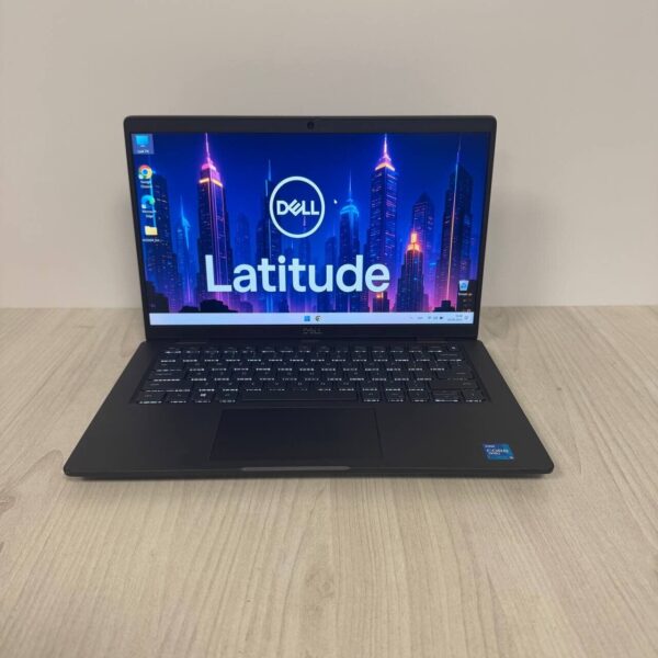 Ультрабук Б-клас Dell Latitude 7420 / 14" (1920x1080) IPS / Intel Core i5-1145G7 (4 (8) ядра по 2.6 - 4.4 GHz) / 16 GB DDR4 / 256 GB SSD NVMe / Intel Iris Xe Graphics / WebCam - Зображення 2