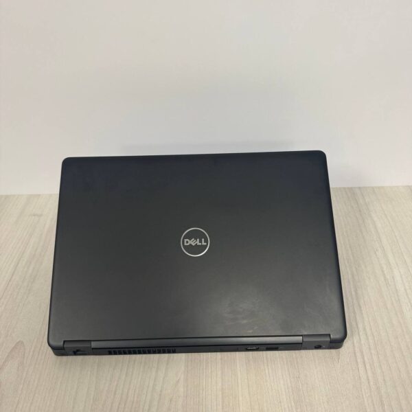 Ультрабук Dell Latitude 5480 / 14" (1366x768) TN / Intel Core i7-6600U (2 (4) ядра по 2.6 - 3.4 GHz) / 16 GB DDR4 / 256 GB SSD NVMe / nVidia GeForce 930MX, 2 GB DDR3, 64-bit / WebCam - Зображення 3