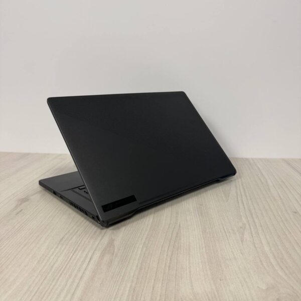 Ігровий ноутбук Asus ROG Zephyrus G15 GA503RM / 15.6" (1920x1080) IPS / AMD Ryzen 9 6900HS (8 (16) ядер по 3.3 - 4.9 GHz) / 16 GB DDR5 / 512 GB SSD NVMe / nVidia GeForce RTX 3060, 6 GB GDDR6, 192-bit / WebCam - Зображення 6