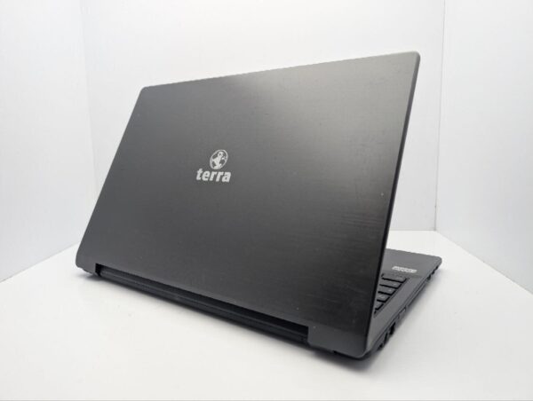 Ноутбук Terra Mobile 1513s / 15.6" (1366x768) TN / Intel Core i5-6200U (2 (4) ядра по 2.3 - 2.8 GHz) / 8 GB DDR3 / 250 GB SSD / Intel HD Graphics 520 / WebCam / DVD-ROM / АКБ не тримає - Зображення 8