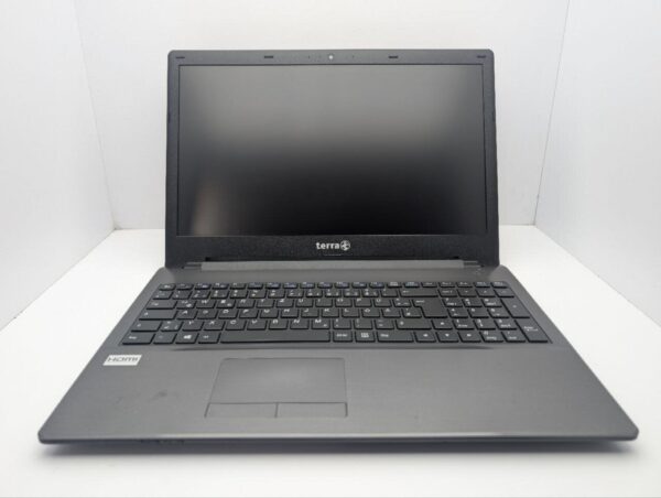 Ноутбук Terra Mobile 1513s / 15.6" (1366x768) TN / Intel Core i5-6200U (2 (4) ядра по 2.3 - 2.8 GHz) / 8 GB DDR3 / 250 GB SSD / Intel HD Graphics 520 / WebCam / DVD-ROM / АКБ не тримає - Зображення 2