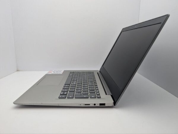 Ноутбук Lenovo IdeaPad S130 / 14" (1366x768) TN / Intel Pentium Silver N5000 (2 ядра по 1.1 - 2.7 GHz) / 4 GB DDR4 / 128 GB SSD / Intel UHD Graphics 605 / WebCam - Зображення 5