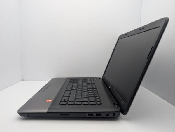 Ноутбук HP 255 G1 / 15.6" (1366x768) TN / AMD E2-1800 (2 ядра по 1.7 GHz) / 6 GB DDR3 / 500 GB HDD / AMD Radeon HD 7340 Graphics / WebCam / DVD-ROM - Зображення 5