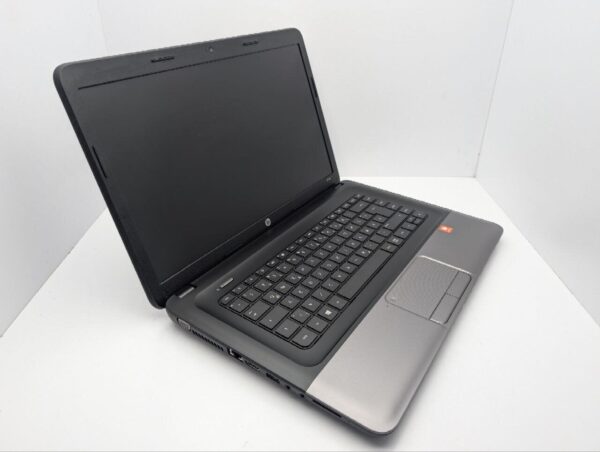 Ноутбук HP 255 G1 / 15.6" (1366x768) TN / AMD E2-1800 (2 ядра по 1.7 GHz) / 6 GB DDR3 / 500 GB HDD / AMD Radeon HD 7340 Graphics / WebCam / DVD-ROM - Зображення 6