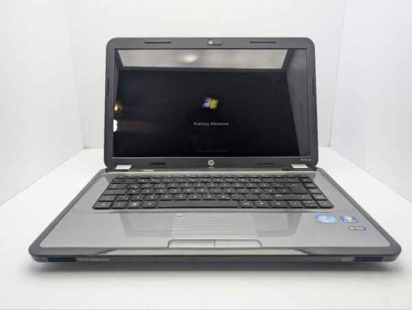 Ноутбук HP Pavillion g6-1340eg / 15.6" (1366x768) TN / Intel Core i5-2450M (2 (4) ядра по 2.5 - 3.1 GHz) / 8 GB DDR3 / 1000 GB HDD / Intel HD Graphics 3000 / WebCam / DVD-ROM - Зображення 3