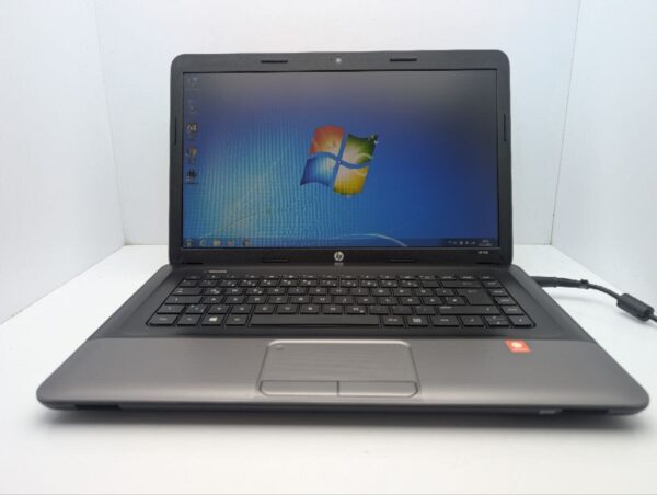 Ноутбук HP 255 G1 / 15.6" (1366x768) TN / AMD E2-1800 (2 ядра по 1.7 GHz) / 6 GB DDR3 / 500 GB HDD / AMD Radeon HD 7340 Graphics / WebCam / DVD-ROM - Зображення 2