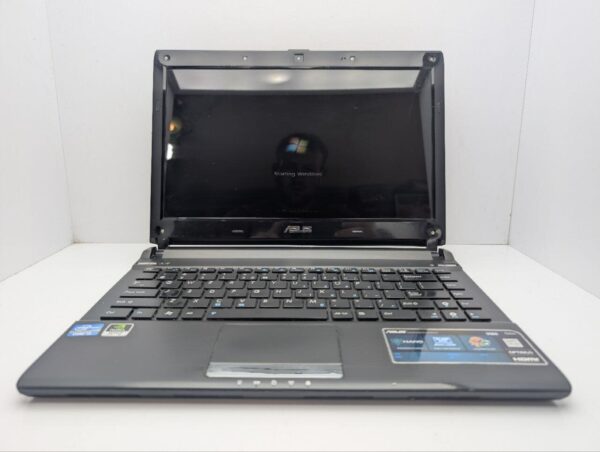 Ноутбук Asus U36S / 13.3" (1366x768) TN / Intel Core i5-2450M (2 ядра по 2.5 - 3.1 GHz) / 6 GB DDR3 / 320 GB HDD / nVidia GeForce 610M, 1 GB GDDR3, 64-bit / WebCam - Зображення 3