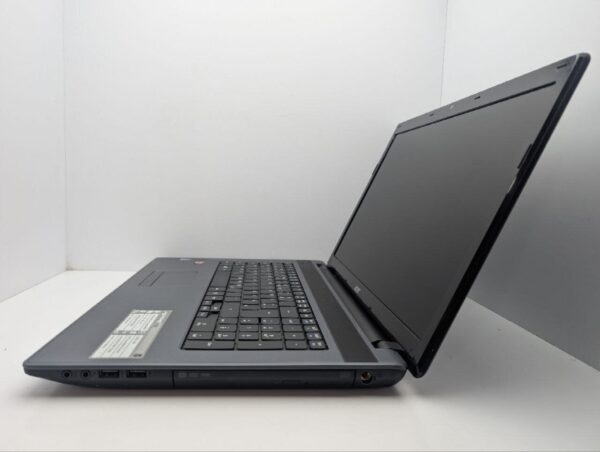 Ноутбук Acer Aspire 7250 / 17.3" (1600x900) TN / AMD E-450 (2 ядра по 1.66 GHz) / 6 GB DDR3 / 120 GB SSD / AMD Radeon HD 6320 Graphics / WebCam / DVD-ROM - Зображення 5
