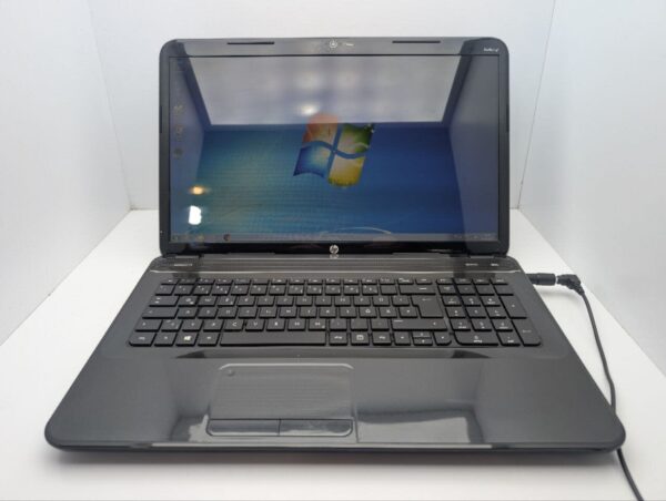Ноутбук HP Pavilion g7-2246sg / 17.3" (1600x900) TN / AMD A6-4400M (2 ядра по 2.7 - 3.2 GHz) / 6 GB DDR3 / 750 GB HDD / AMD Radeon HD 7520G Graphics / WebCam / DVD-ROM - Зображення 2