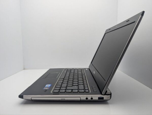 Ноутбук Dell Vostro 3450 / 14" (1366x768) TN / Intel Core i7-2620M (2 (4) ядра по 2.7 - 3.4 GHz) / 8 GB DDR3 / 500 GB HDD / AMD Radeon HD 6630M, 1 GB GDDR3, 128-bit / WebCam / DVD-ROM / АКБ не тримає - Зображення 5
