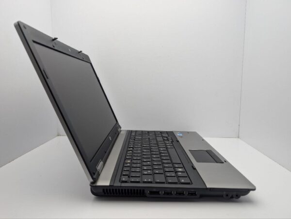 Ноутбук HP ProBook 6540b / 15.6" (1366x768) TN / Intel Core i5-520M (2 (4) ядра по 2.4 - 2.9 GHz) / 6 GB DDR3 / 120 GB SSD / Intel Graphics / WebCam / DVD-ROM - Зображення 4