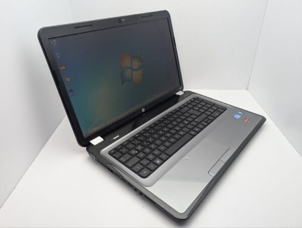 Ноутбук HP Pavillion G7 / 17.3" (1600x900) TN / Intel Core i5-2430M (2 (4) ядра по 2.4 - 3.0 GHz) / 6 GB DDR3 / 500 GB HDD / AMD Radeon HD 6450M, 1 GB GDDR3, 64-bit / WebCam / DVD-ROM - Зображення 6