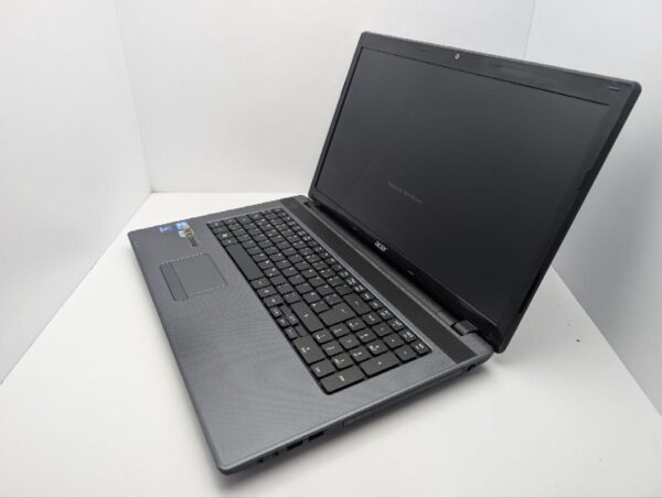 Ноутбук Acer Aspire 7739G / 17.3" (1600x900) TN / Intel Core i3-380M (2 (4) ядра по 2.5 GHz) / 6 GB DDR3 / 500 GB HDD / nVidia GeForce 610M, 1 GB GDDR3, 64-bit / WebCam / DVD-ROM - Зображення 6