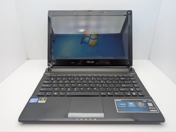 Ноутбук Asus U36S / 13.3" (1366x768) TN / Intel Core i5-2450M (2 ядра по 2.5 - 3.1 GHz) / 6 GB DDR3 / 320 GB HDD / nVidia GeForce 610M, 1 GB GDDR3, 64-bit / WebCam - Зображення 2