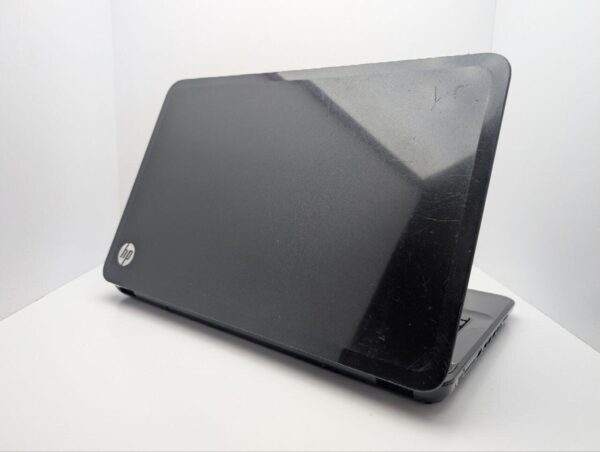 Ноутбук HP Pavilion g7-2246sg / 17.3" (1600x900) TN / AMD A6-4400M (2 ядра по 2.7 - 3.2 GHz) / 6 GB DDR3 / 750 GB HDD / AMD Radeon HD 7520G Graphics / WebCam / DVD-ROM - Зображення 8