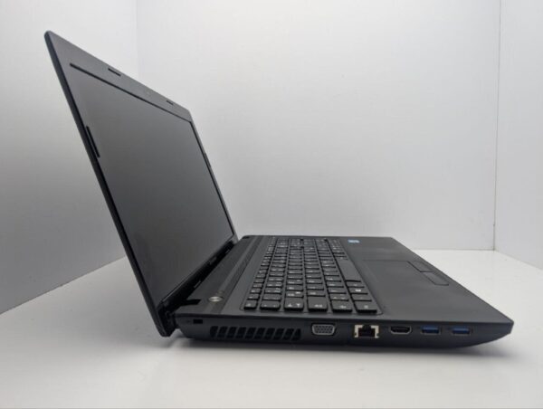 Ноутбук Lenovo IdeaPad N581 / 15.6" (1366x768) TN / Intel Core i5-3230M (2 (4) ядра по 2.6 - 3.2 GHz) / 6 GB DDR3 / 500 GB HDD / Intel HD Graphics 4000 / WebCam / DVD-ROM - Зображення 7