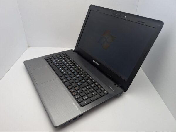 Ноутбук Medion Akoya E6232 / 15.6" (1366x768) TN / Intel Core i3-3110M (2 (4) ядра по 2.4 GHz) / 8 GB DDR3 / 750 GB HDD / Intel HD Graphics 4000 / WebCam / DVD-ROM - Зображення 6