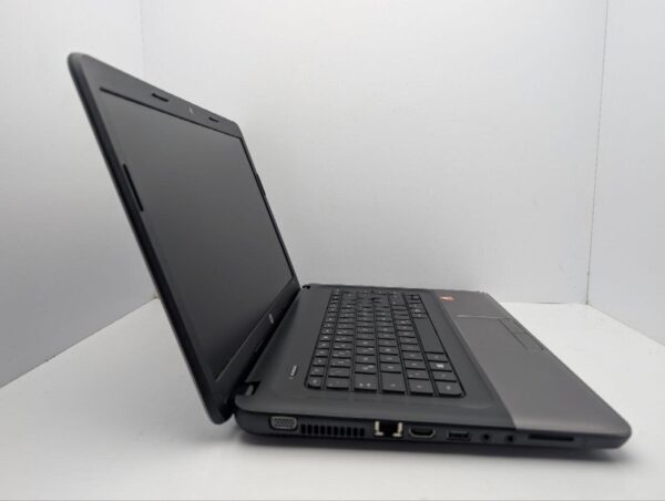 Ноутбук HP 255 G1 / 15.6" (1366x768) TN / AMD E2-1800 (2 ядра по 1.7 GHz) / 6 GB DDR3 / 500 GB HDD / AMD Radeon HD 7340 Graphics / WebCam / DVD-ROM - Зображення 4