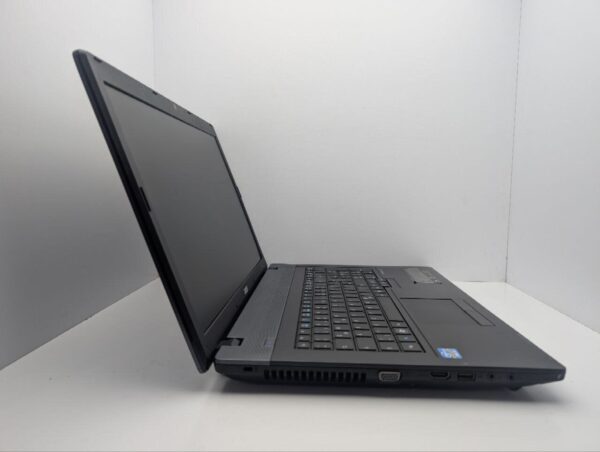 Ноутбук Acer TravelMate 7750 / 17.3" (1600x900) TN / Intel Core i3-2350M (2 (4) ядра по 2.3 GHz) / 6 GB DDR3 / 250 GB HDD / Intel HD Graphics 3000 / WebCam / DVD-ROM - Зображення 4