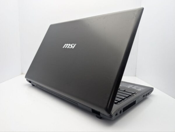 Ноутбук MSI CR61 / 15.6" (1366x768) TN / Intel Core i5-4200M (2 (4) ядра по 2.5 - 3.1 GHz) / 8 GB DDR3 / 1000 GB HDD / Intel HD Graphics 4600 / WebCam / DVD-ROM - Зображення 8