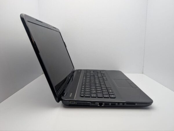 Ноутбук HP Pavilion g7-2246sg / 17.3" (1600x900) TN / AMD A6-4400M (2 ядра по 2.7 - 3.2 GHz) / 6 GB DDR3 / 750 GB HDD / AMD Radeon HD 7520G Graphics / WebCam / DVD-ROM - Зображення 4
