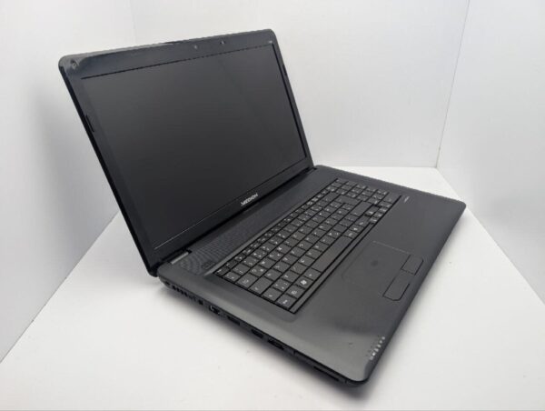 Ноутбук Medion Akoya E7214 / 17.3" (1600x900) TN / Intel Core i5-480M (2 (4) ядра по 2.66 - 2.93 GHz) / 6 GB DDR3 / 750 GB HDD / Intel Graphics / WebCam / DVD-ROM - Зображення 6