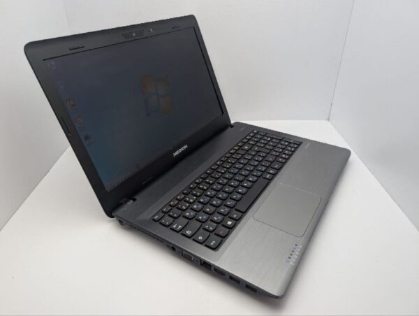Ноутбук Medion Akoya E6232 / 15.6" (1366x768) TN / Intel Core i3-3110M (2 (4) ядра по 2.4 GHz) / 8 GB DDR3 / 750 GB HDD / Intel HD Graphics 4000 / WebCam / DVD-ROM - Зображення 5