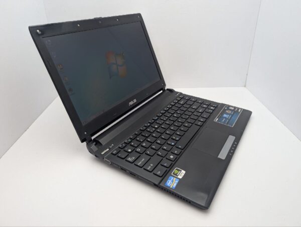Ноутбук Asus U36S / 13.3" (1366x768) TN / Intel Core i5-2450M (2 ядра по 2.5 - 3.1 GHz) / 6 GB DDR3 / 320 GB HDD / nVidia GeForce 610M, 1 GB GDDR3, 64-bit / WebCam - Зображення 6