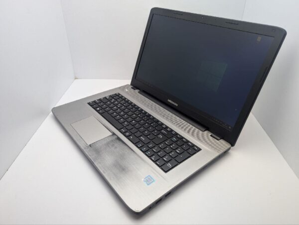Ноутбук Б-клас Medion Akoya E7420 / 17.3" (1600x900) TN / Intel Core i3-6100U (2 (4) ядра по 2.3 GHz) / 8 GB DDR3 / 120 GB SSD + 320 GB HDD / Intel HD Graphics 520 / WebCam / DVD-ROM - Зображення 7