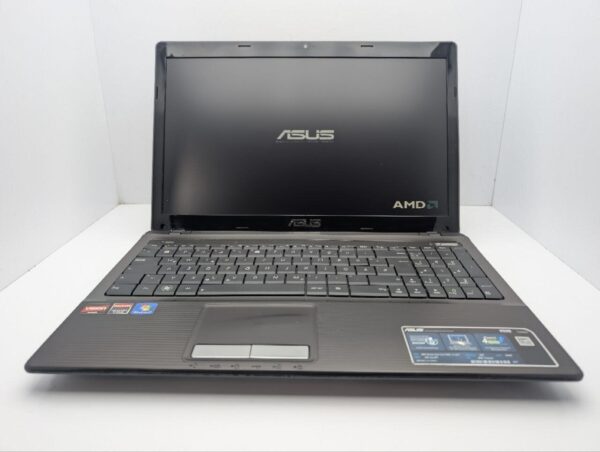 Ноутбук Asus X53B / 15.6" (1366x768) TN / AMD E-350 (2 ядра по 1.6 GHz) / 6 GB DDR3 / 120 GB SSD / AMD Radeon HD 6310 Graphics / WebCam / DVD-ROM - Зображення 3