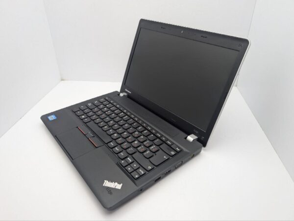 Ноутбук Lenovo ThinkPad E330 / 13.3" (1366x768) TN / Intel Core i3-3120M (2 (4) ядра по 2.5 GHz) / 6 GB DDR3 / 250 GB HDD / Intel HD Graphics 4000 / WebCam / АКБ не тримає - Зображення 6