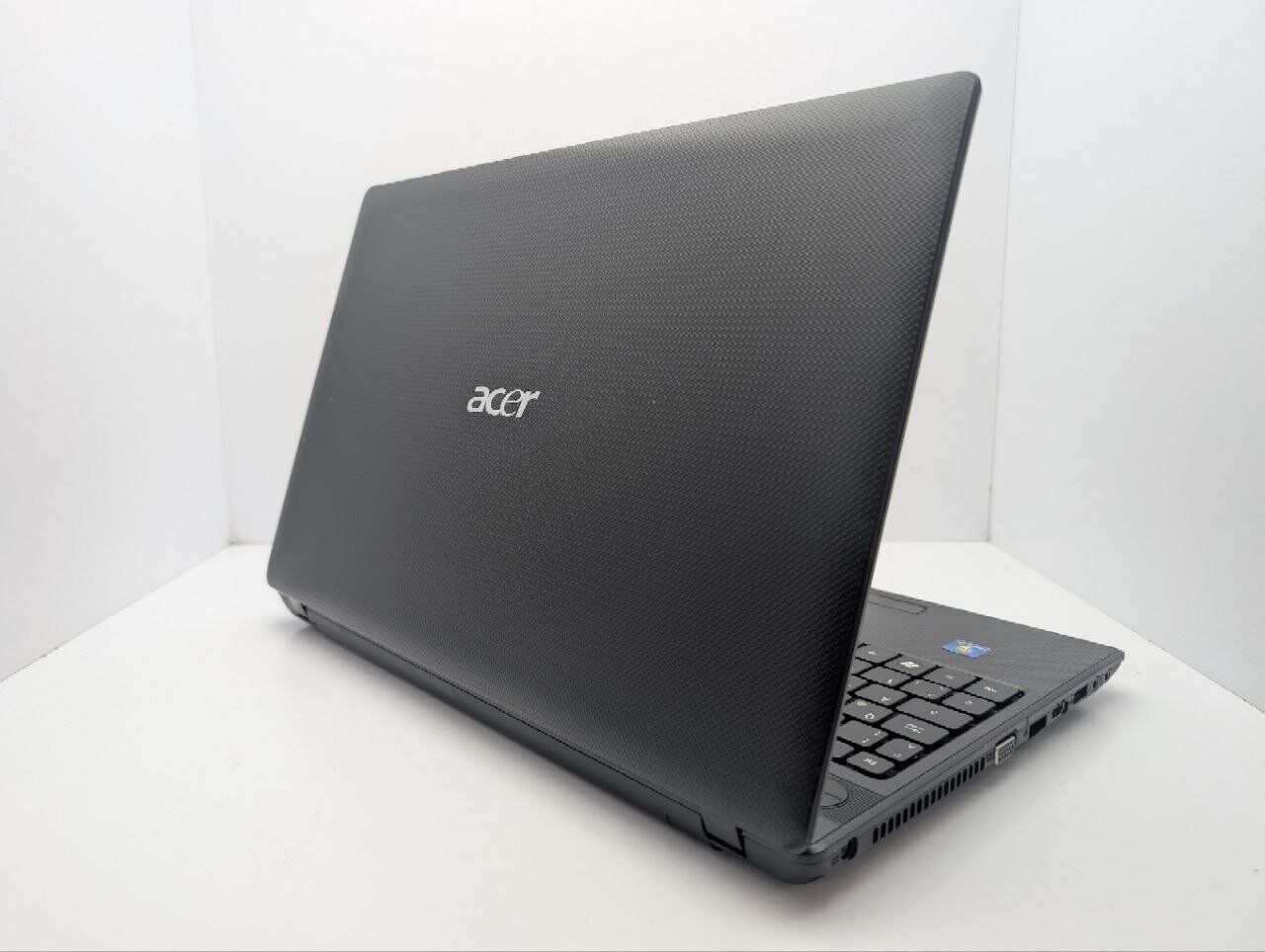 Ноутбук Acer Aspire 5742G / 15.6" (1366x768) TN / Intel Core i5-450M (2 (4) ядра по 2.4 - 2.6 GHz) / 6 GB DDR3 / 500 GB HDD / nVidia GeForce GT 540M, 1 GB GDDR3, 128-bit / WebCam / DVD-ROM - Зображення 8