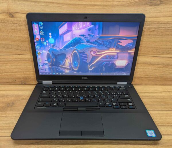 Ноутбук Dell Latitude E5470 / 14" (1366x768) TN / Intel Core i5-6300U (2 (4) ядра по 2.4 - 3.0 GHz) / 8 GB DDR4 / 256 GB SSD / Intel HD Graphics 520 / HDMI / WebCam / Windows 10 - Зображення 2
