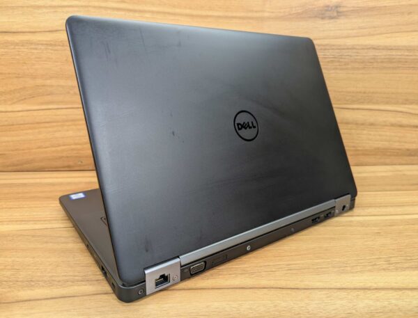 Ноутбук Dell Latitude E5470 / 14" (1366x768) TN / Intel Core i5-6300U (2 (4) ядра по 2.4 - 3.0 GHz) / 8 GB DDR4 / 256 GB SSD / Intel HD Graphics 520 / HDMI / WebCam / Windows 10 - Зображення 7