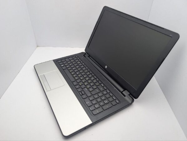 Ноутбук HP 350 G1 / 15.6" (1366x768) TN / Intel Core i5-4200U (2 (4) ядра по 1.6 - 2.6 GHz) / 8 GB DDR3 / 240 GB SSD / Intel HD Graphics 4400 / WebCam / DVD-ROM - Зображення 7