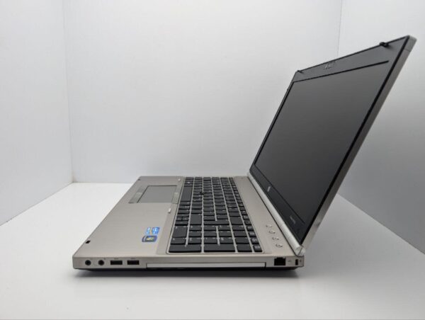 Ноутбук HP EliteBook 8560p / 15.6" (1366x768) TN / Intel Core i7-2620M (2 (4) ядра по 2.7 - 3.4 GHz) / 6 GB DDR3 / 1000 GB HDD / Intel HD Graphics 3000 / WebCam - Зображення 5