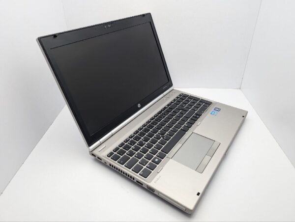 Ноутбук HP EliteBook 8560p / 15.6" (1366x768) TN / Intel Core i7-2620M (2 (4) ядра по 2.7 - 3.4 GHz) / 6 GB DDR3 / 1000 GB HDD / Intel HD Graphics 3000 / WebCam - Зображення 6