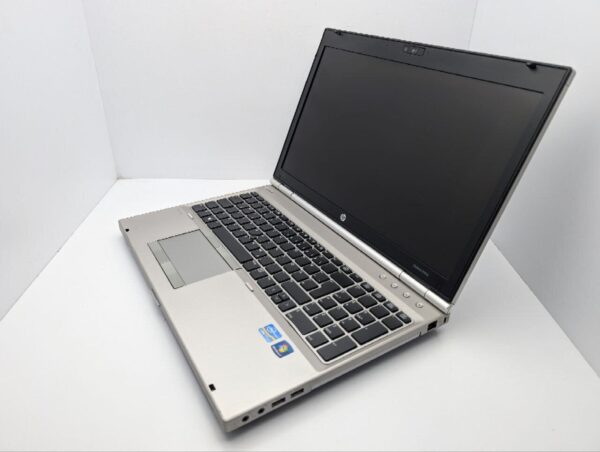 Ноутбук HP EliteBook 8560p / 15.6" (1366x768) TN / Intel Core i7-2620M (2 (4) ядра по 2.7 - 3.4 GHz) / 6 GB DDR3 / 1000 GB HDD / Intel HD Graphics 3000 / WebCam - Зображення 7