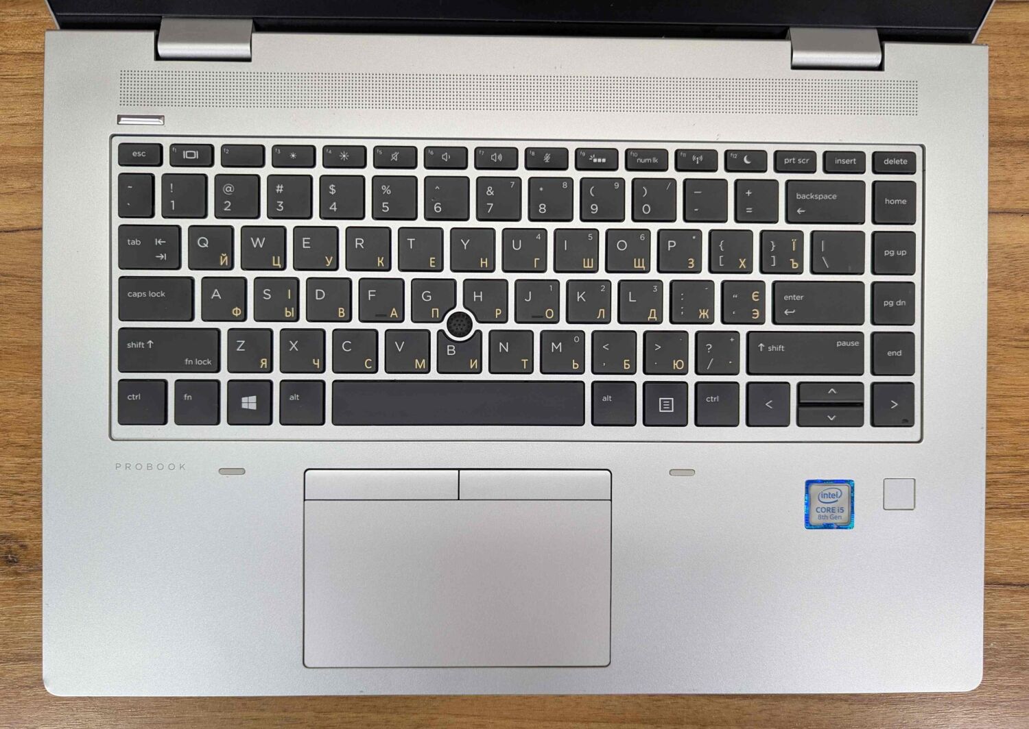 Ноутбук HP ProBook 640 G5 / 14" (1366x768) TN / Intel Core i5-8265U (4 (8) ядра по 1.6 - 3.9 GHz) / 8 GB DDR4 / 250 GB SSD / Intel UHD Graphics 620 / WebCam / Windows 10 - Зображення 3